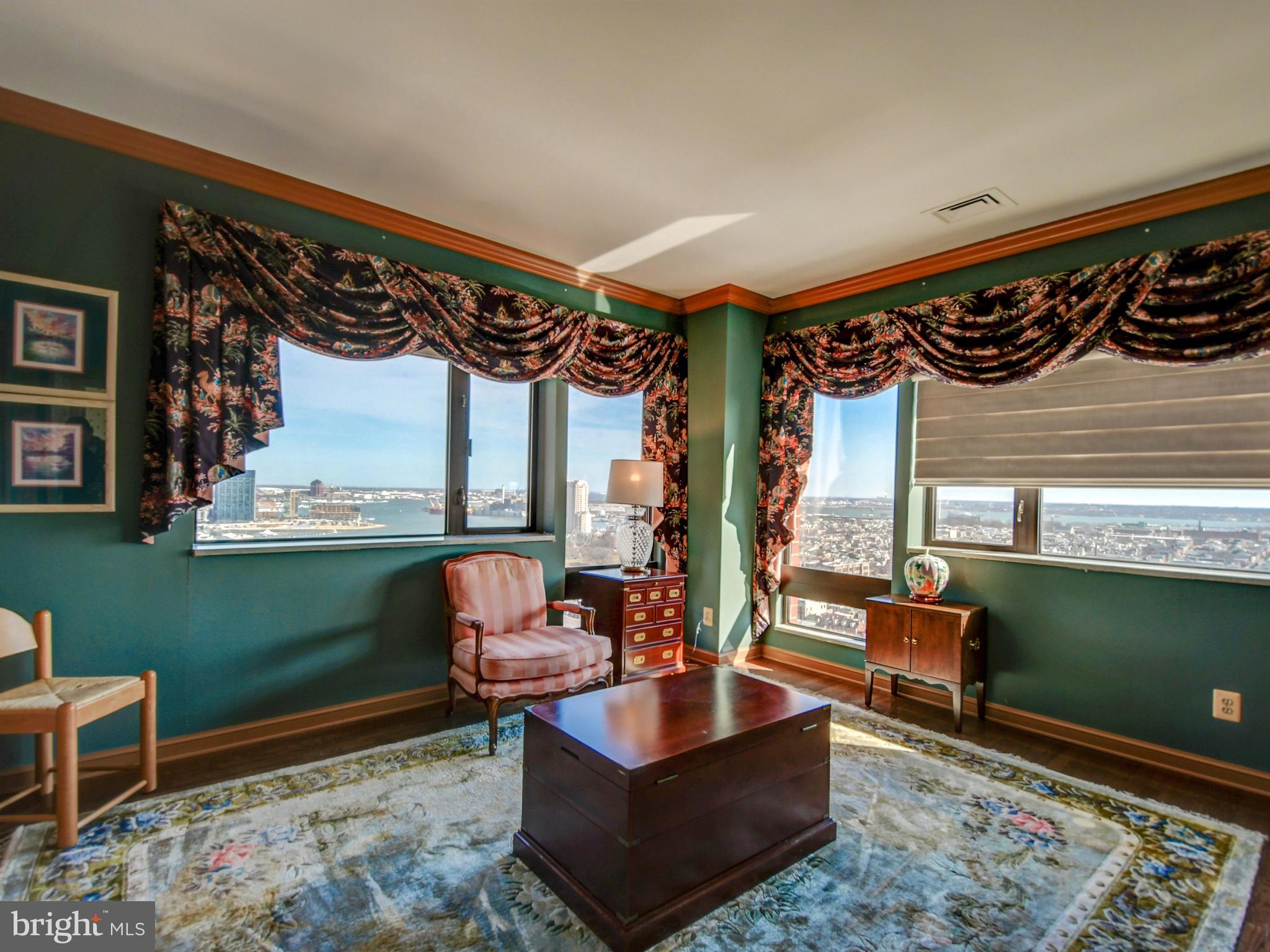 INNER HARBOR - Residential