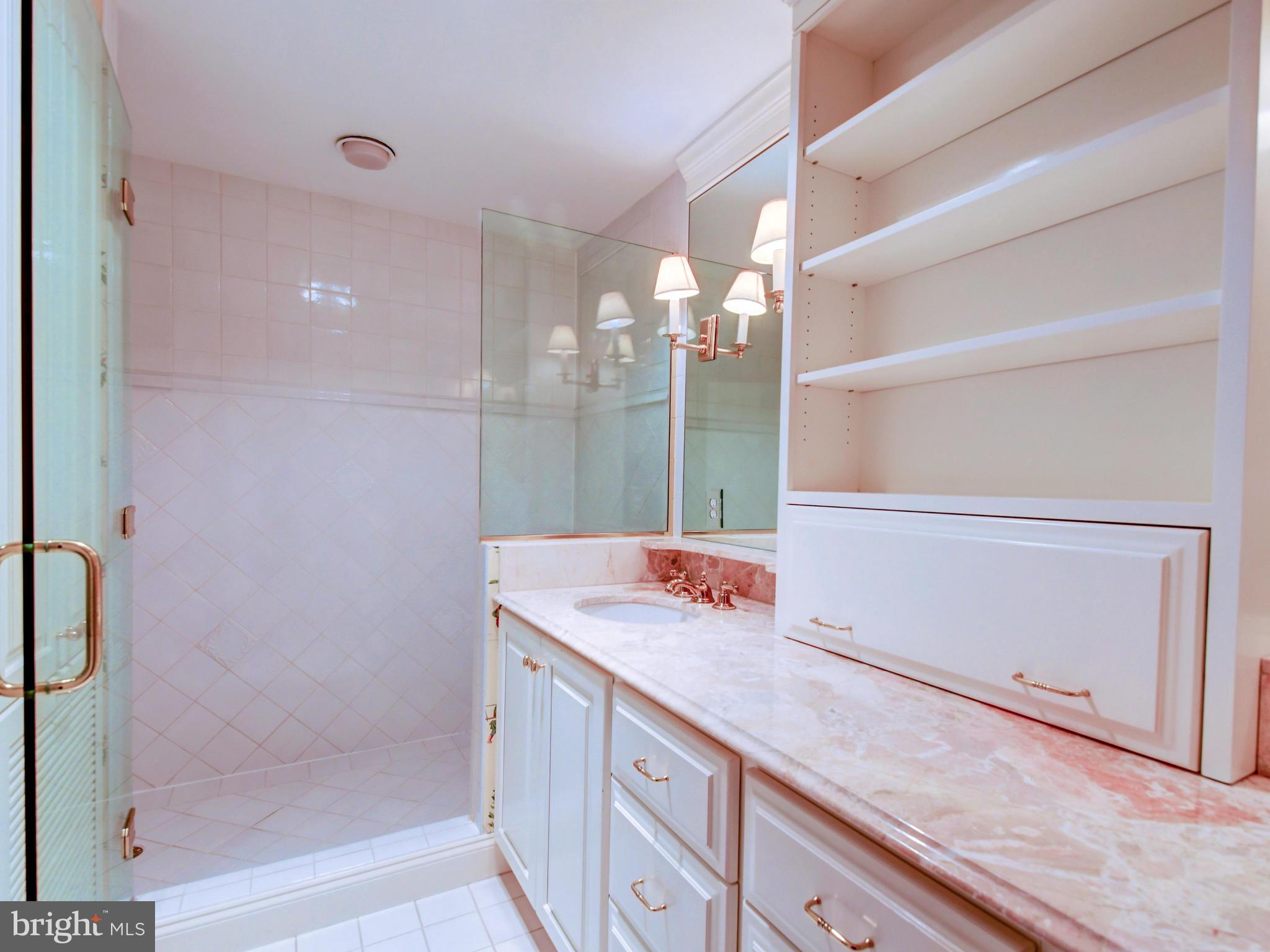 INNER HARBOR - Residential