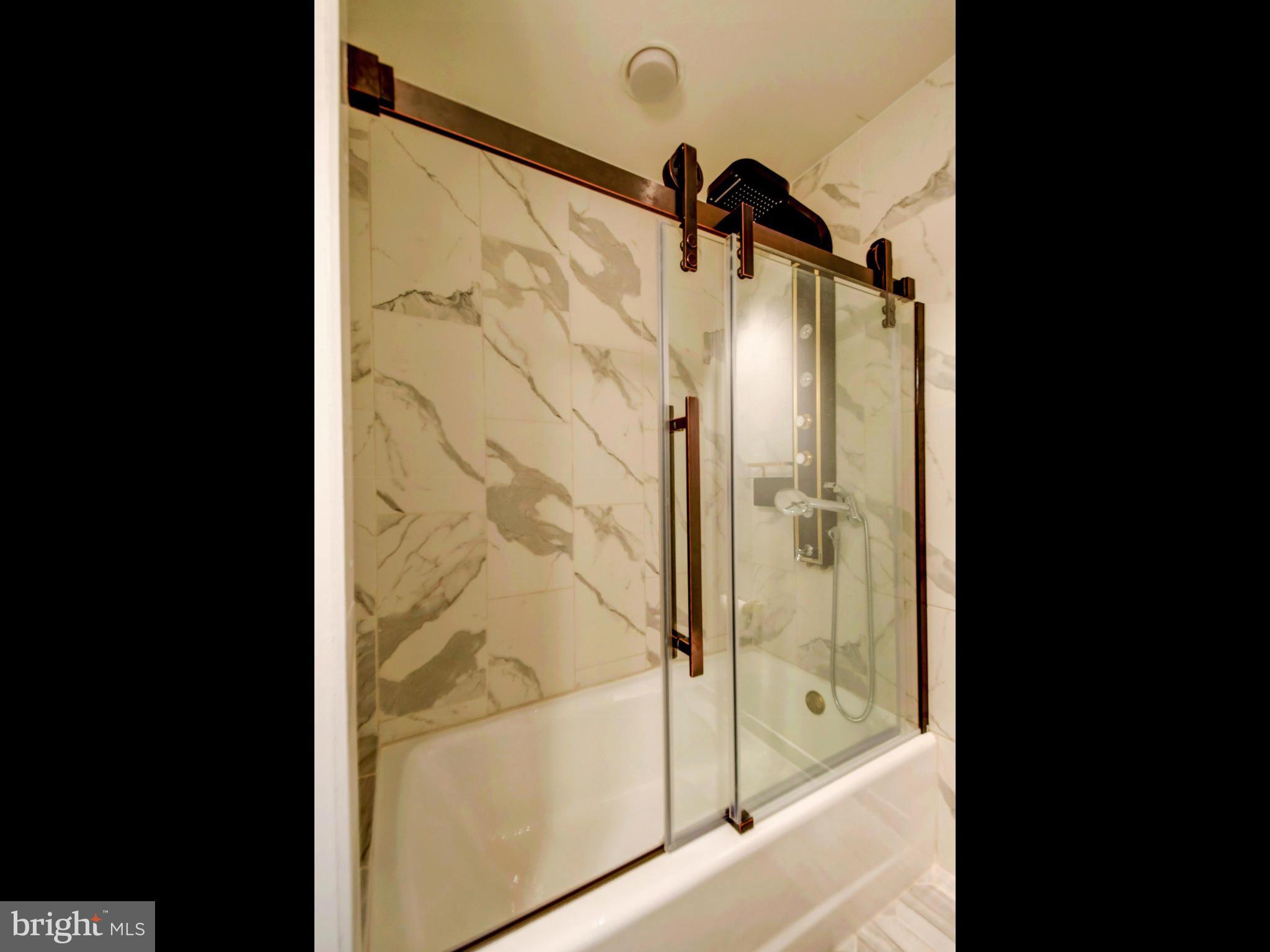 INNER HARBOR - Residential