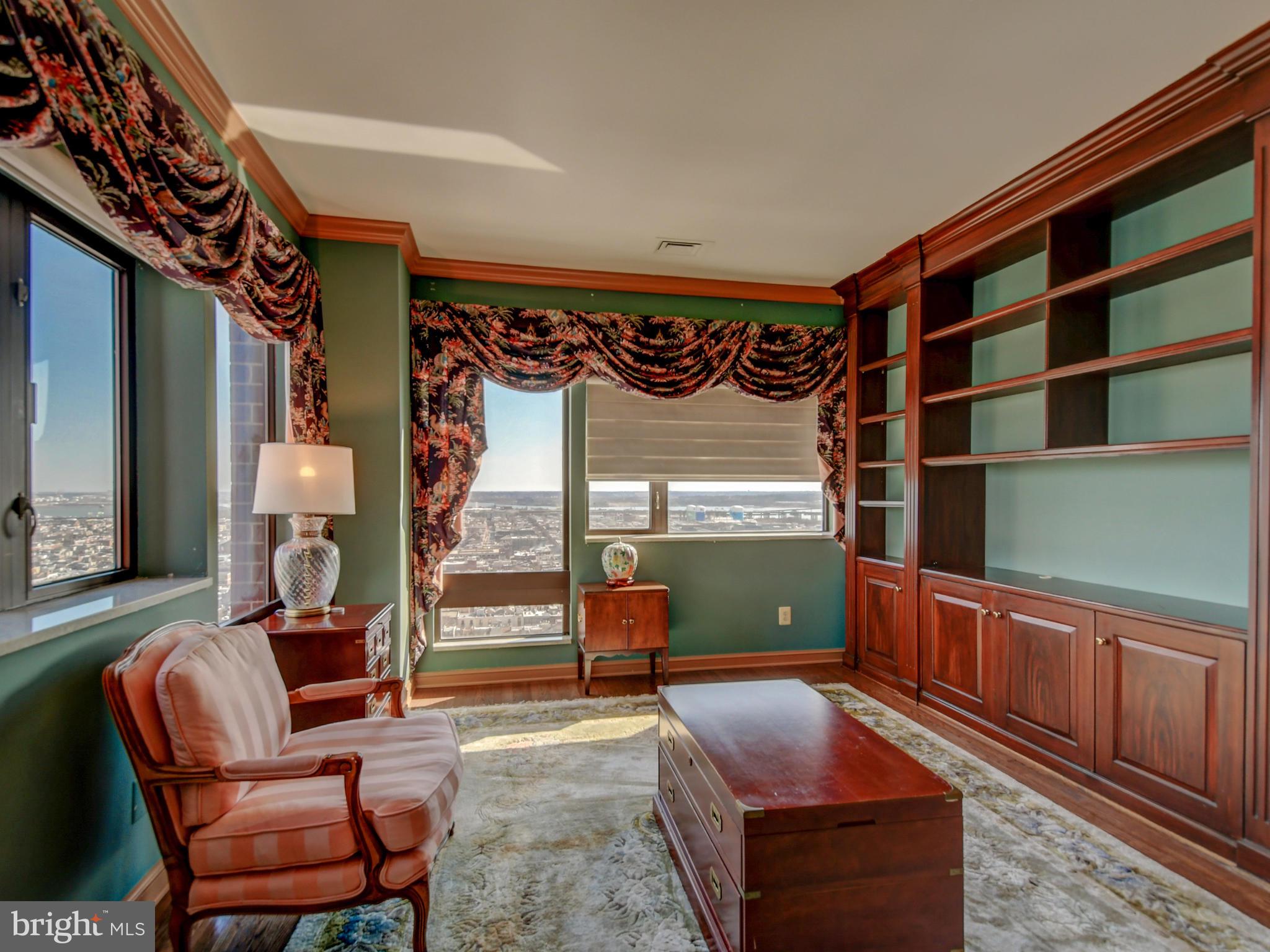 INNER HARBOR - Residential