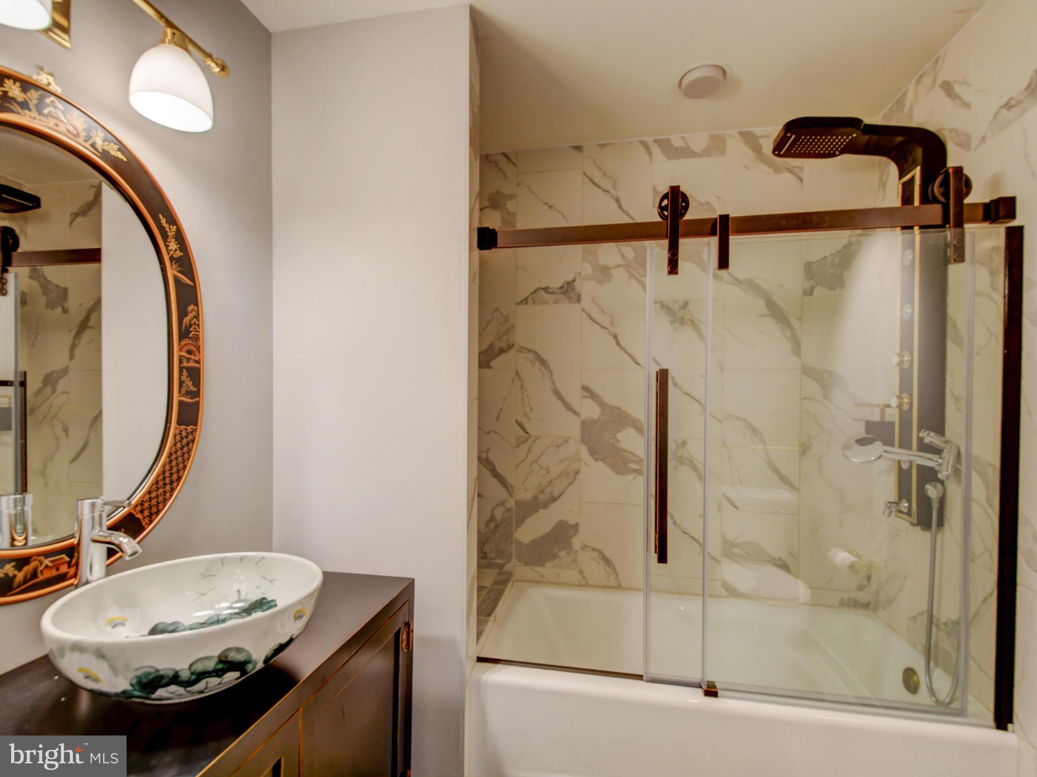 INNER HARBOR - Residential