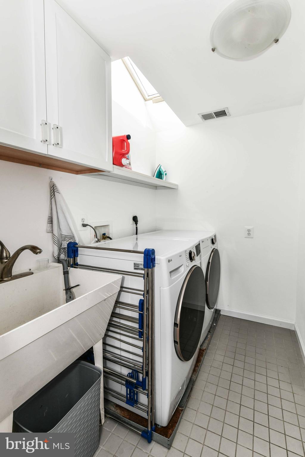 CHERRYDALE - Residential Lease