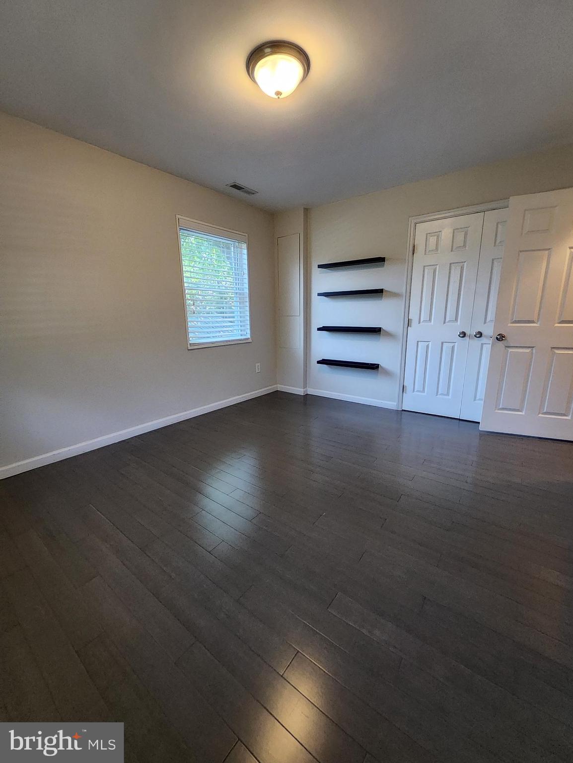 PARKLAWN - Residential Lease