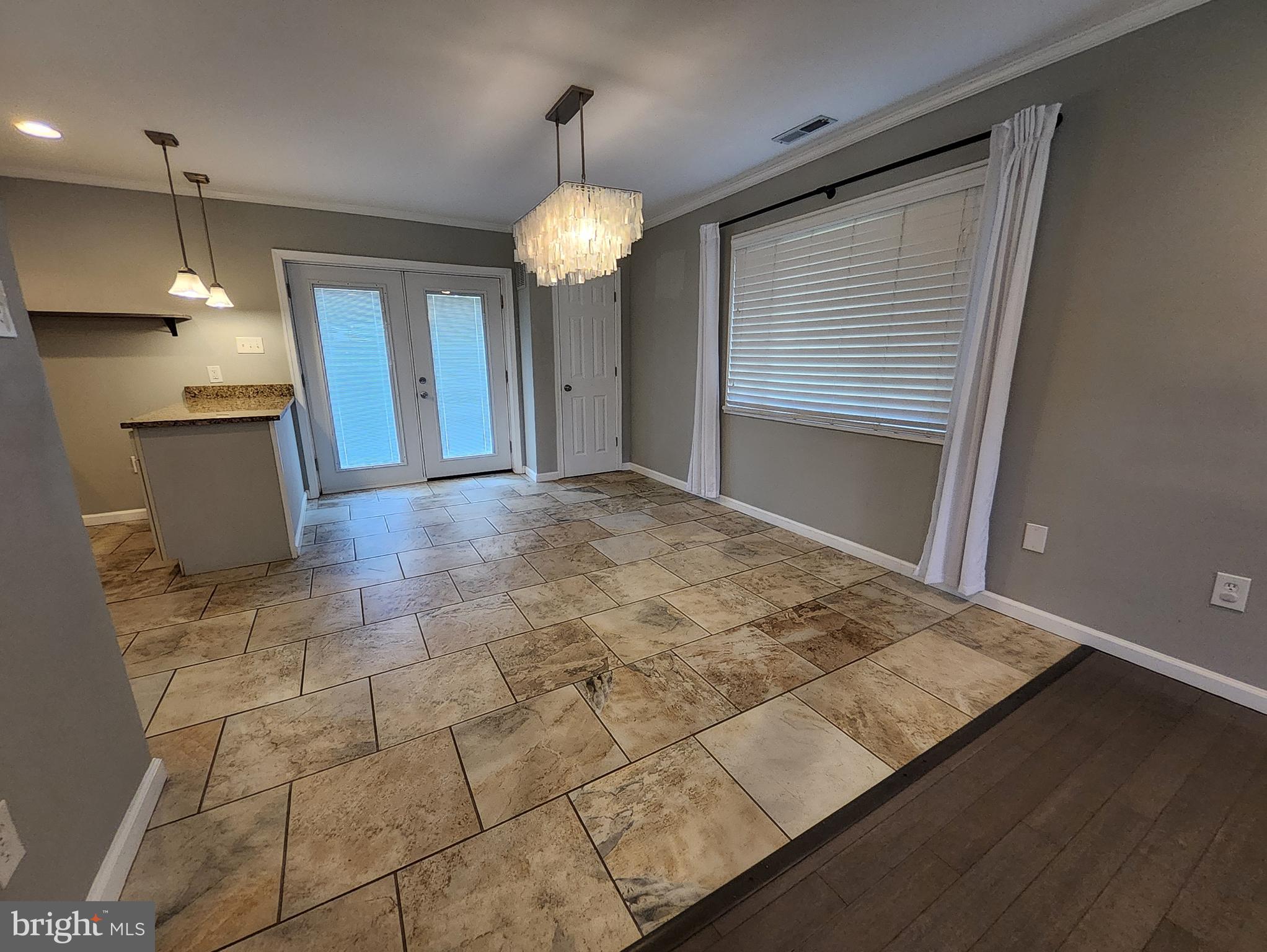 PARKLAWN - Residential Lease