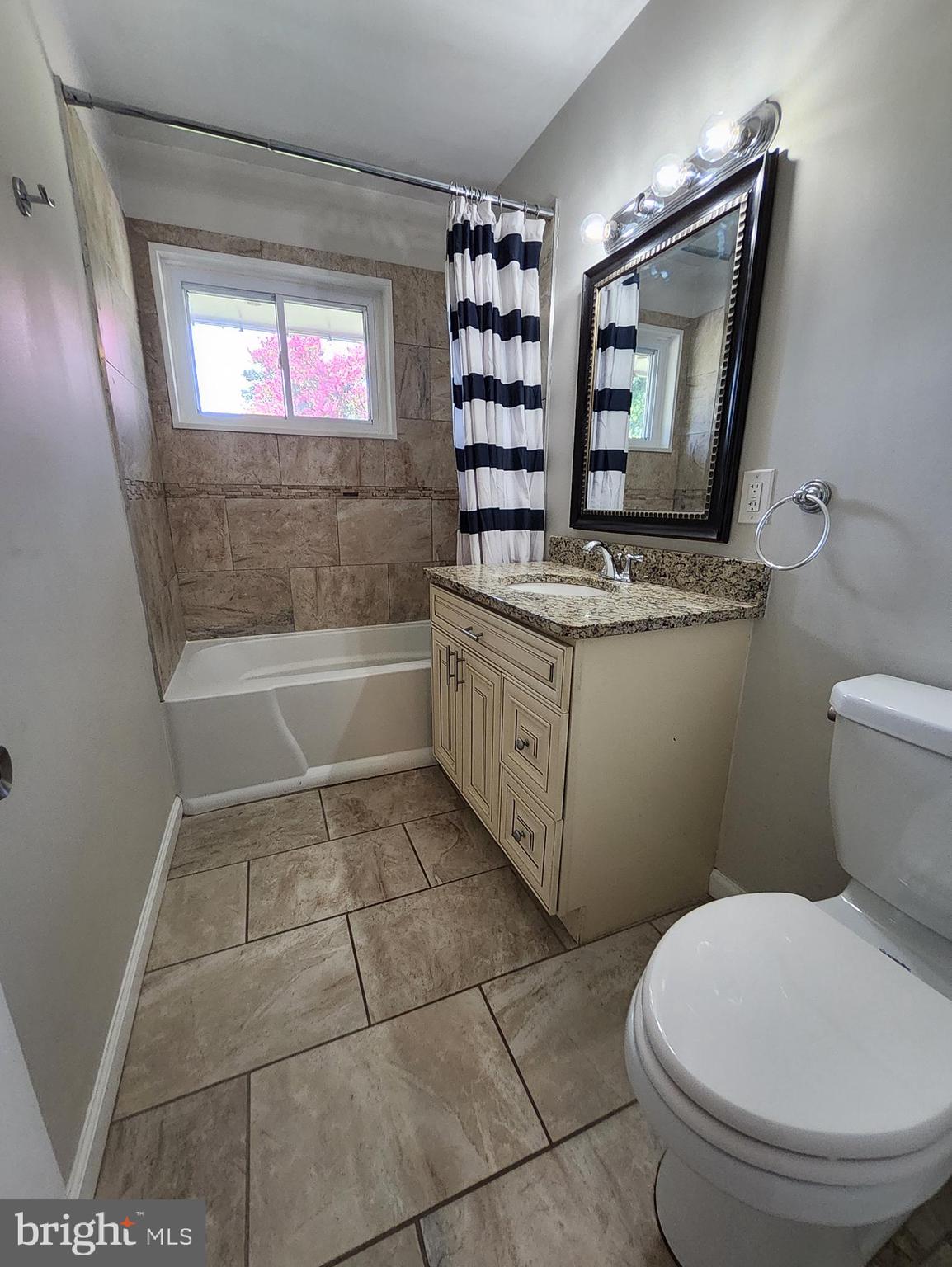 PARKLAWN - Residential Lease