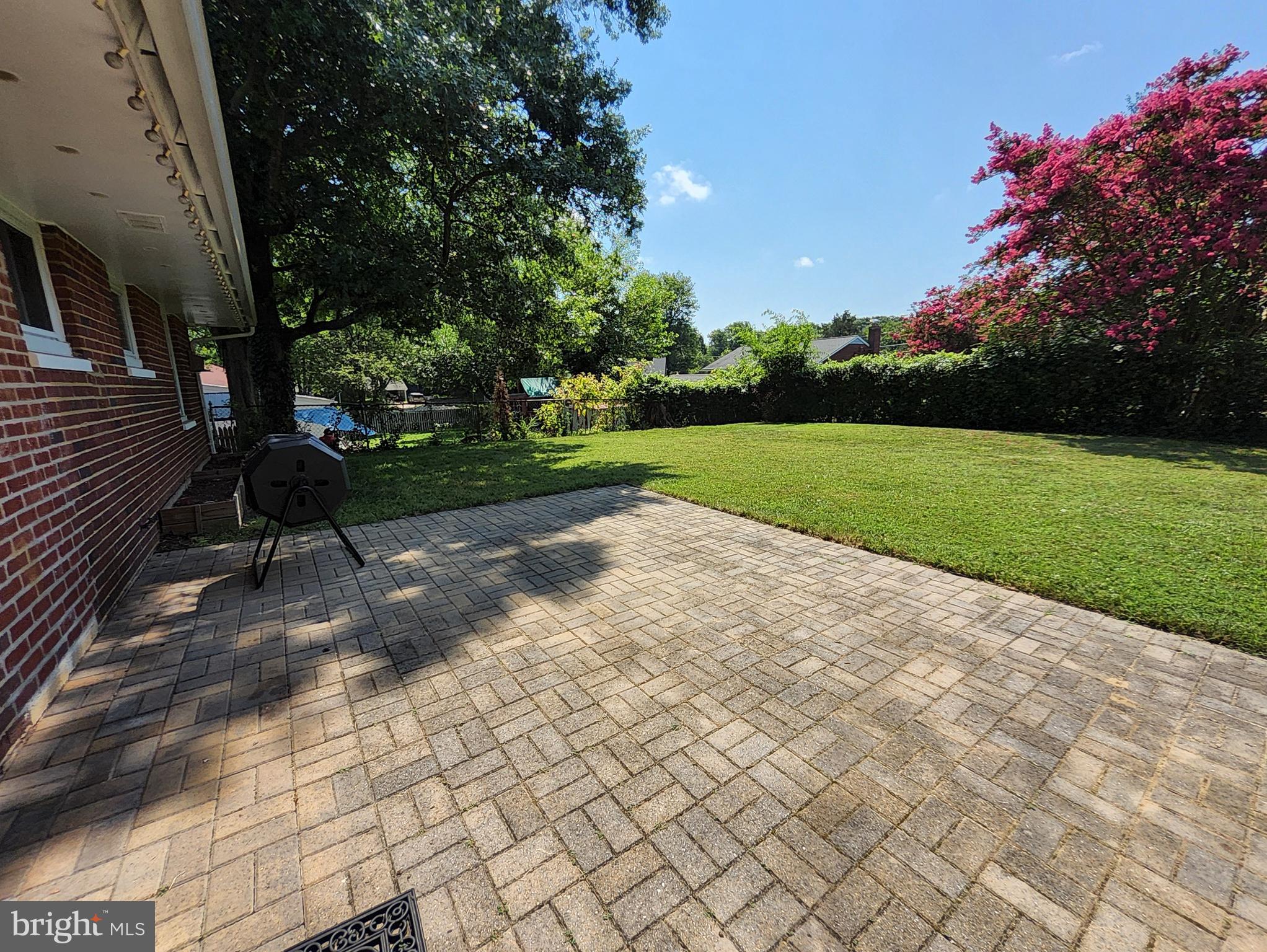 PARKLAWN - Residential Lease