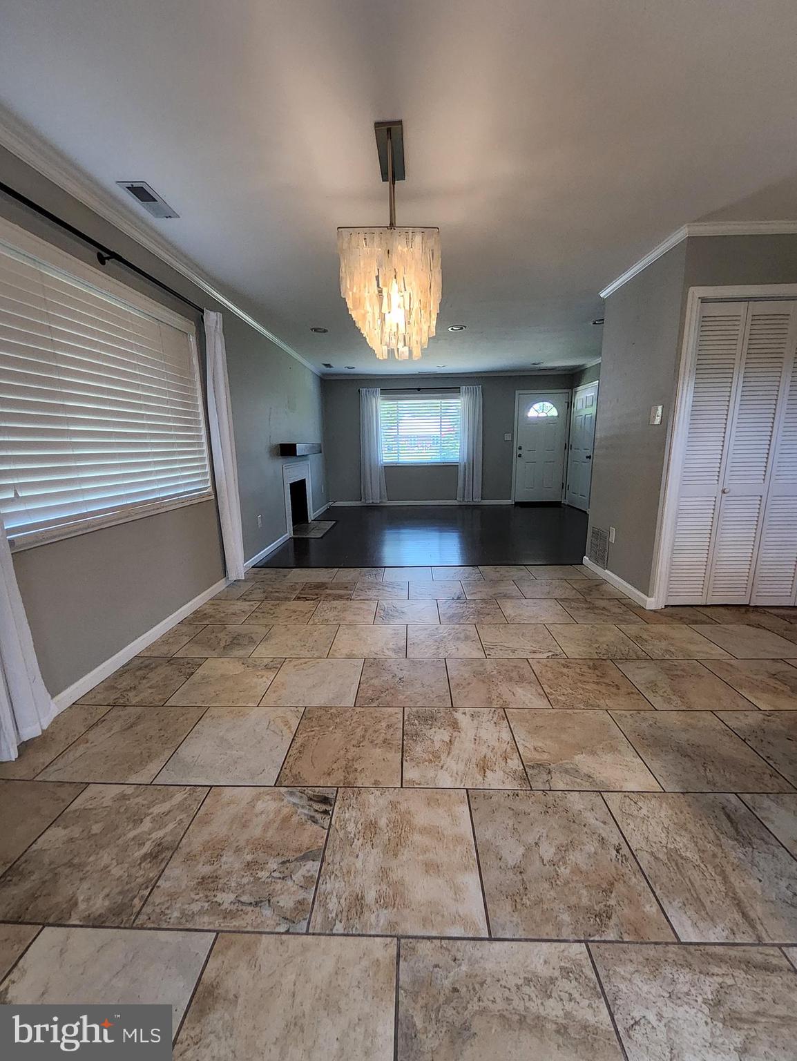 PARKLAWN - Residential Lease