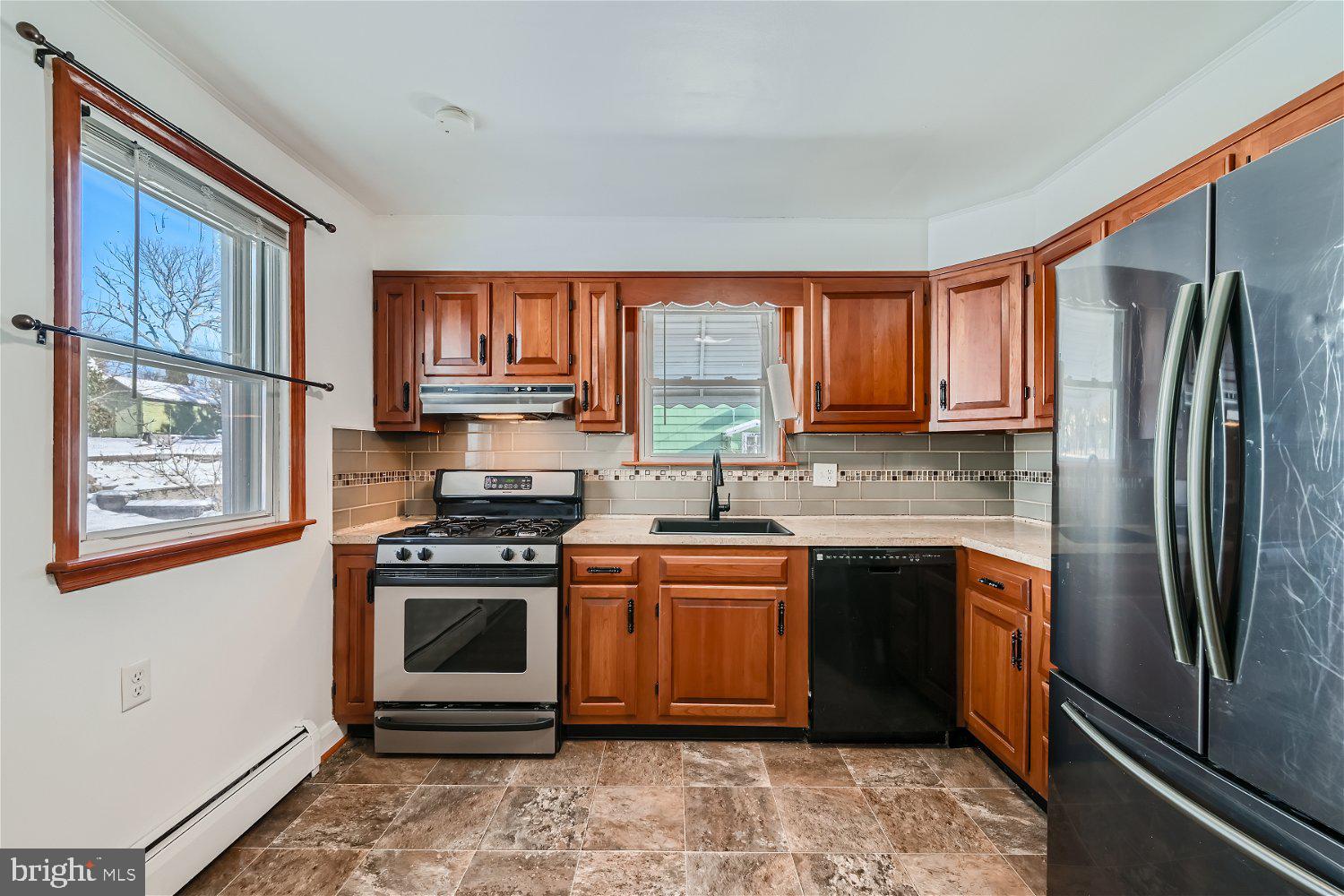 BACK RIVER HIGHLANDS - Residential