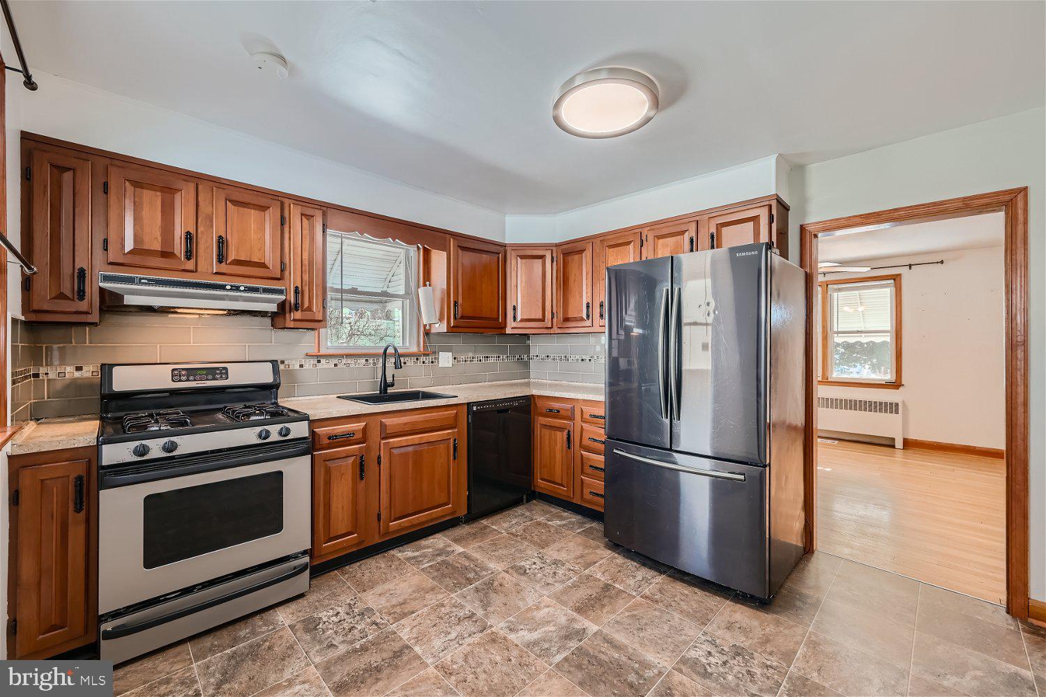 BACK RIVER HIGHLANDS - Residential