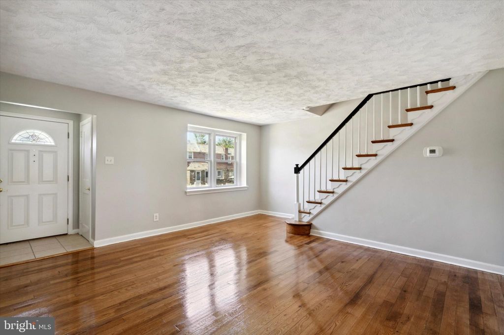 Photo of 257 S Bayberry Lane, UPPER DARBY, PA 19082 (MLS # PADE2105814)