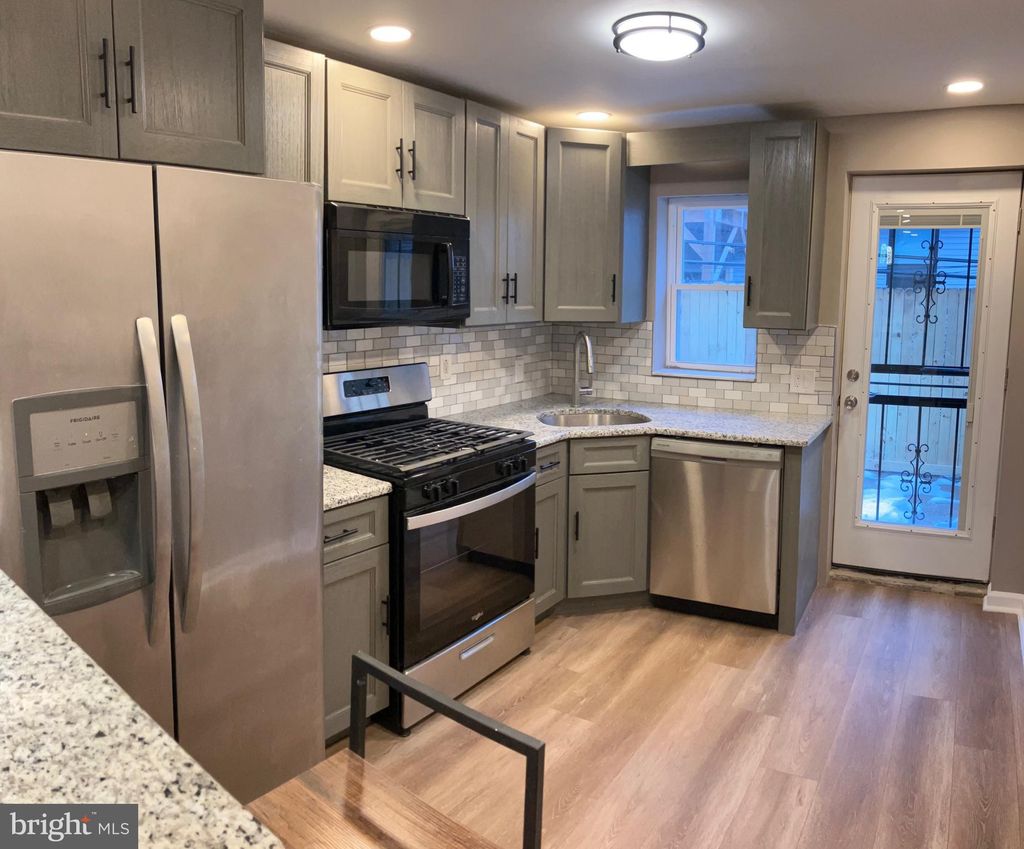 Photo of 2625 Manton Street, PHILADELPHIA, PA 19146 (MLS # PAPH2586480)