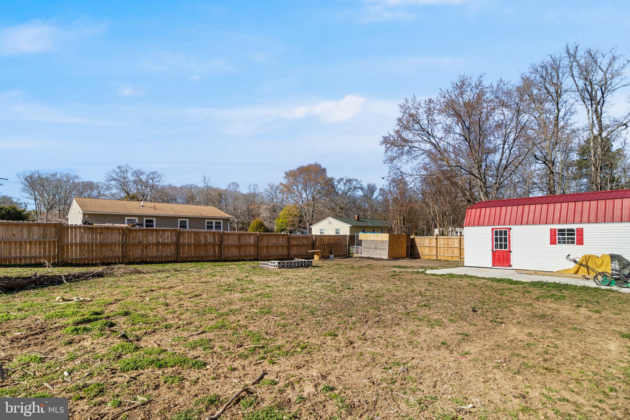 LOVEVILLE ACRES - Residential