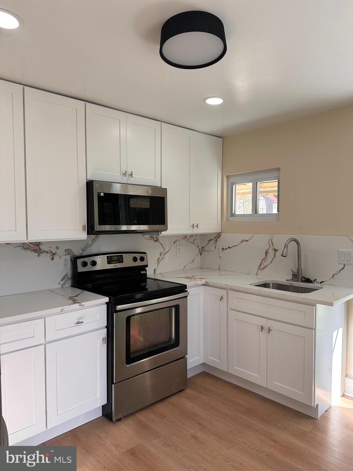 3354 RICHMOND HIGHWAY