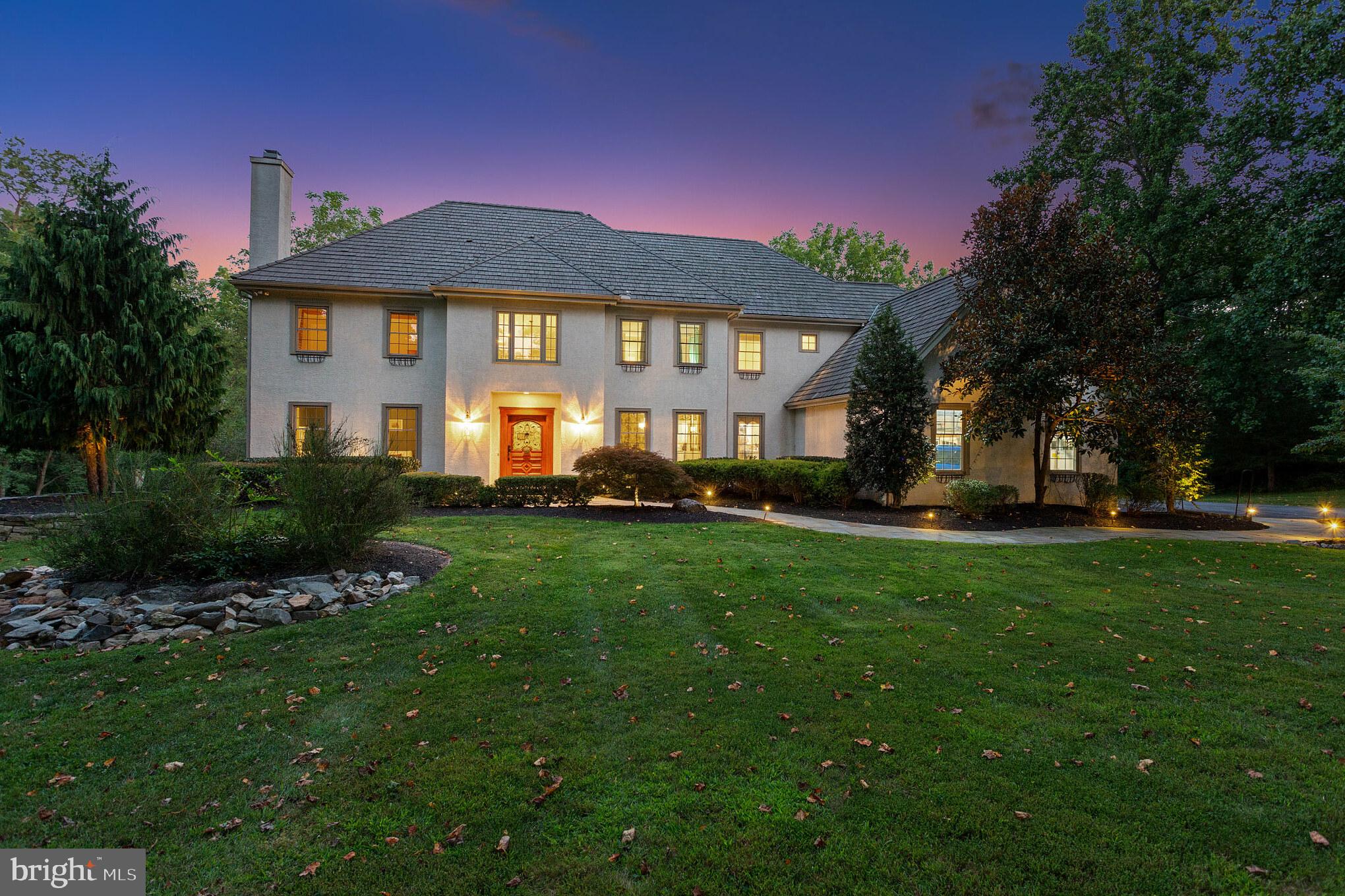 BASSETT HUNT - Residential