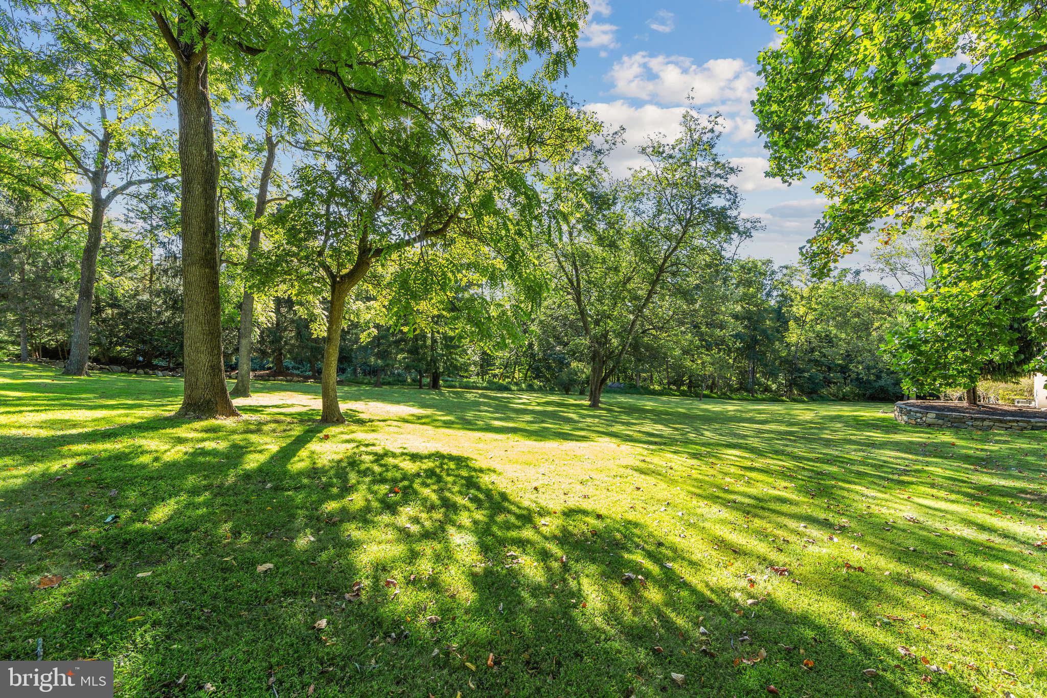 BASSETT HUNT - Residential