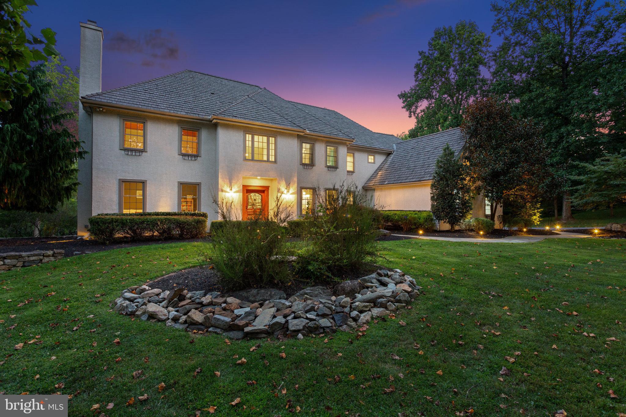 BASSETT HUNT - Residential