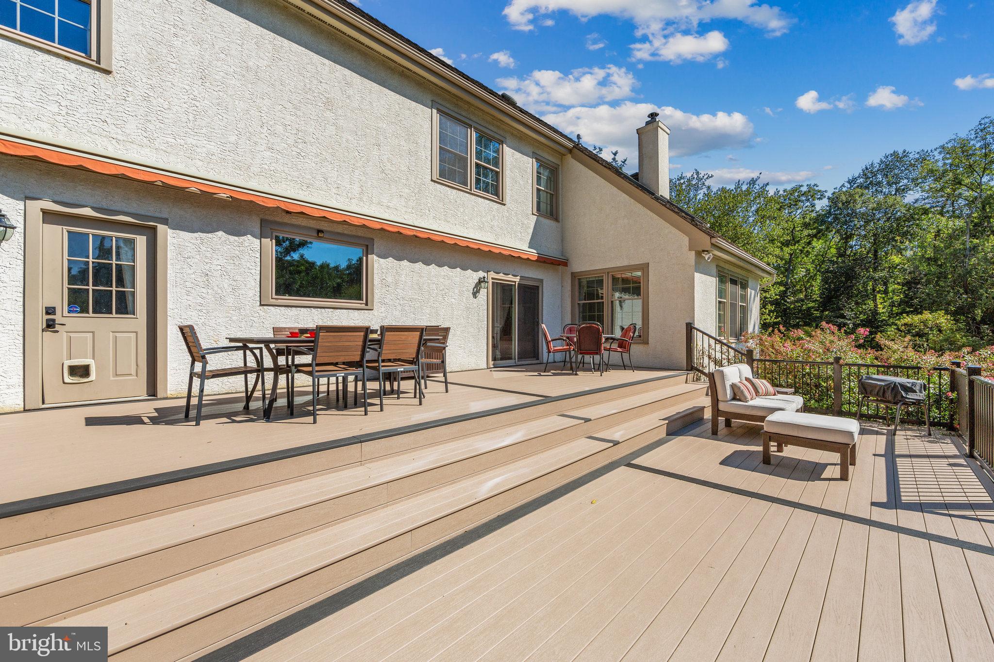 BASSETT HUNT - Residential