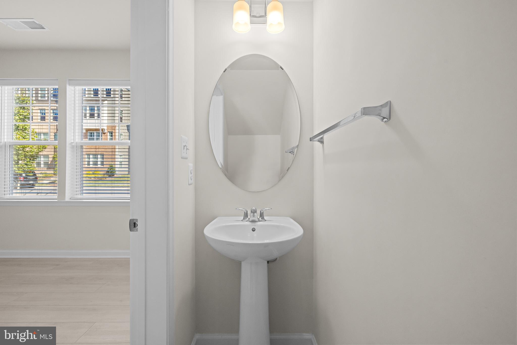 GLENN DALE COMMONS - Residential