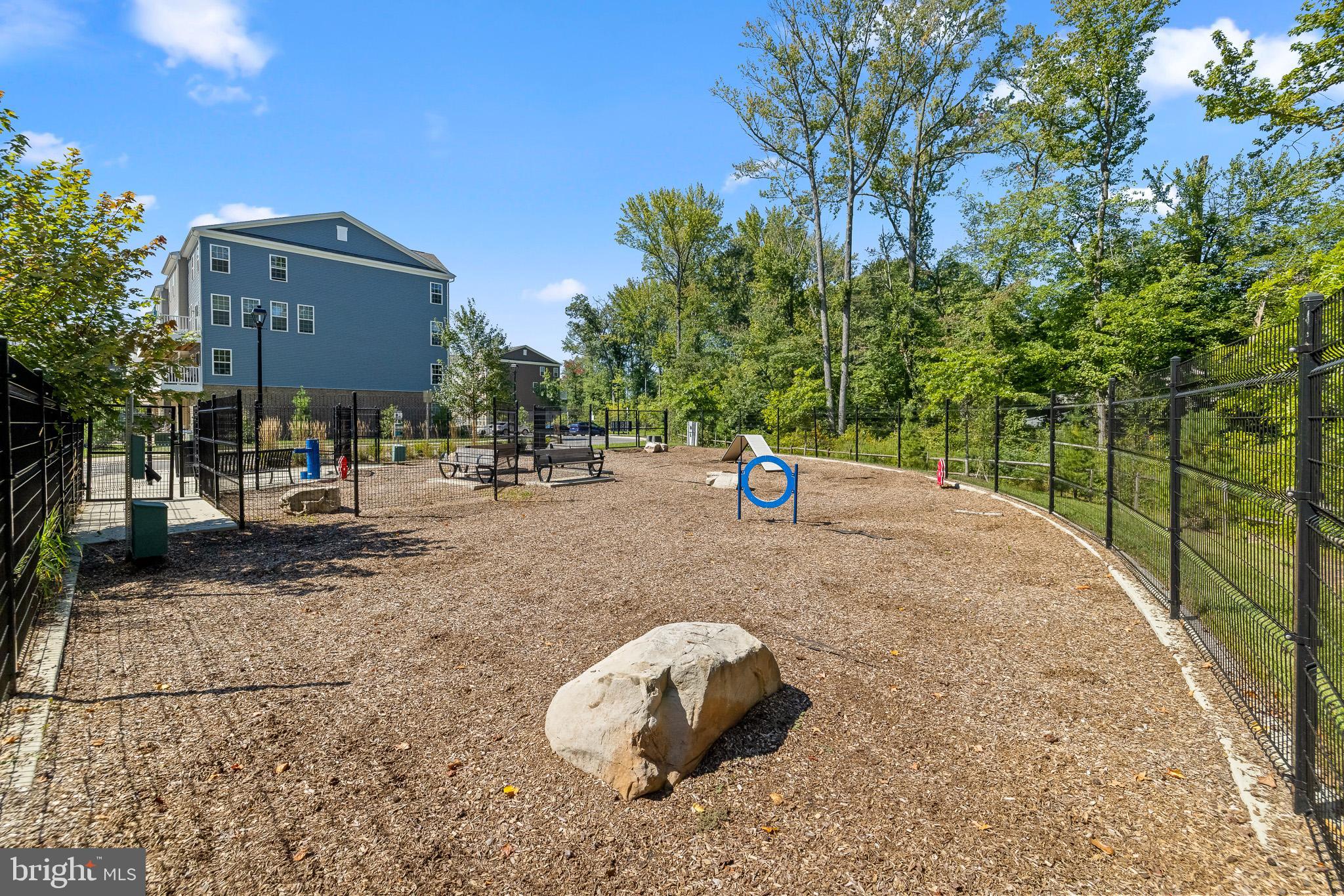 GLENN DALE COMMONS - Residential