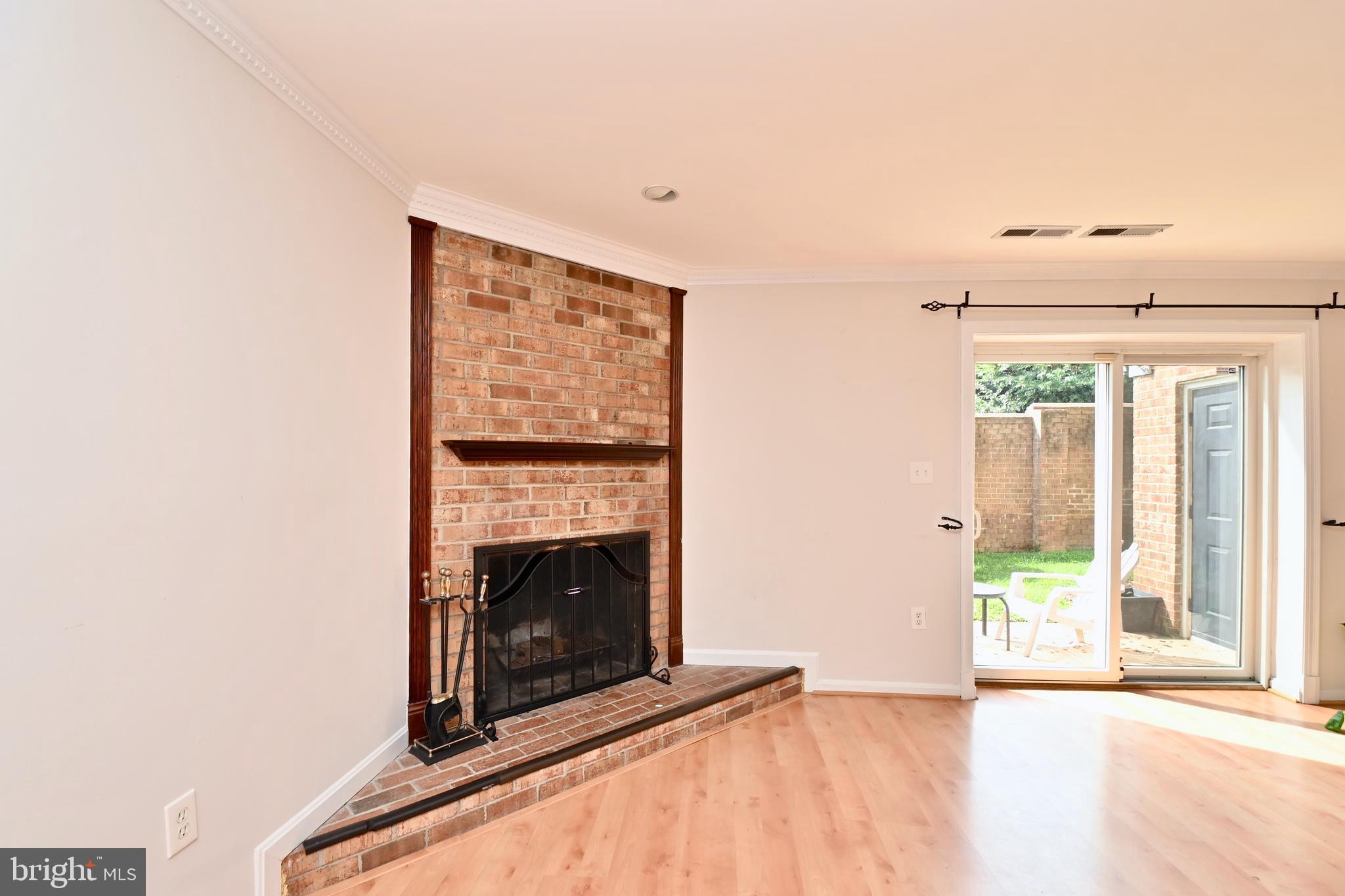 WESTHAMPTON MEWS - Residential Lease