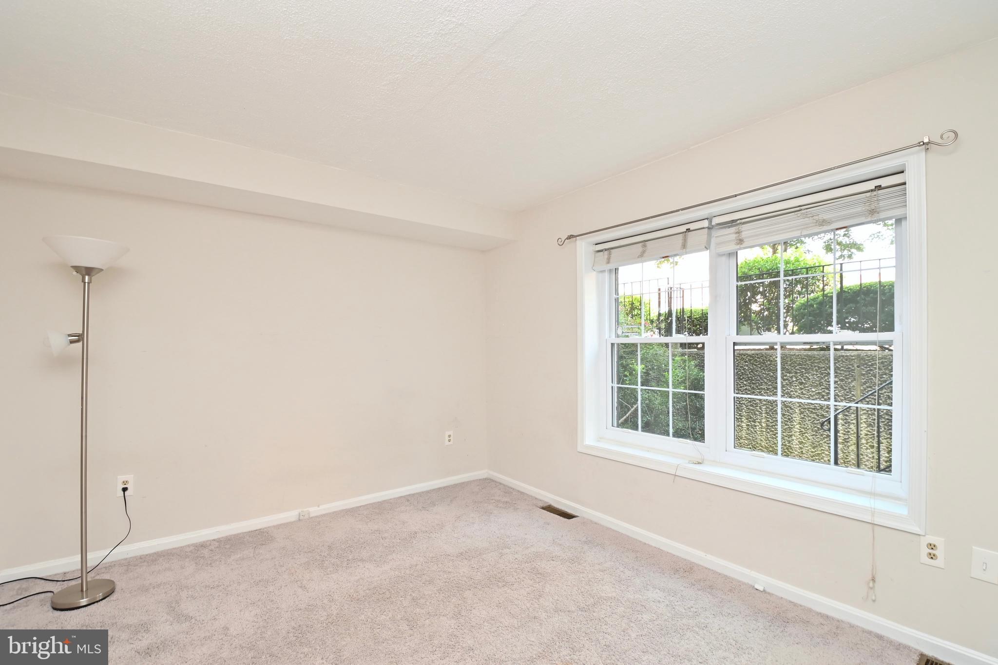 WESTHAMPTON MEWS - Residential Lease