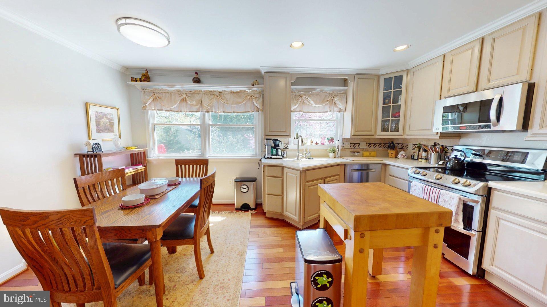 SHARON FOREST - Residential