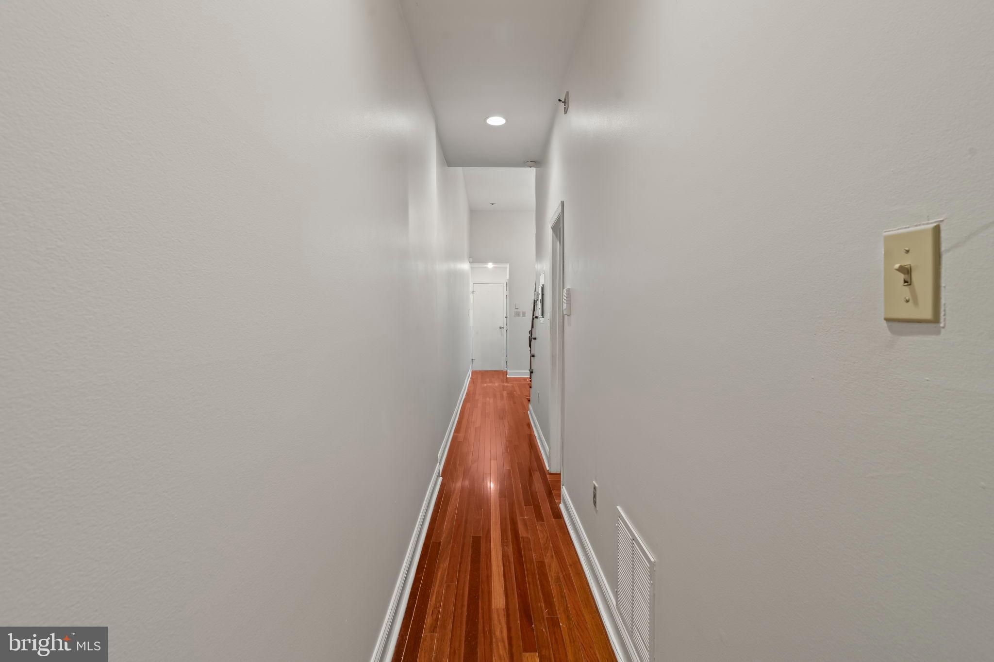 FAIRMOUNT - Residential