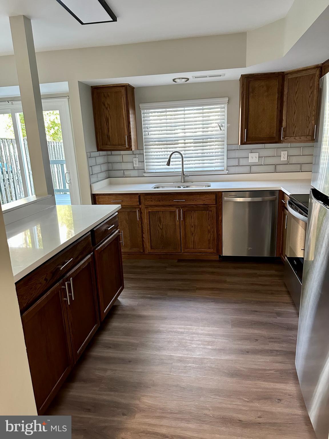 ST CHARLES SUB - LANCASTER - Residential Lease