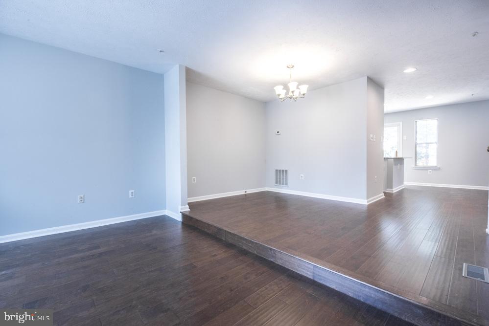 GLEN ORA PLAT FIFTEEN - Residential