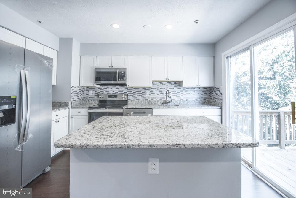 GLEN ORA PLAT FIFTEEN - Residential