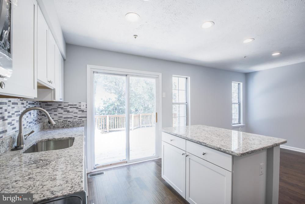 GLEN ORA PLAT FIFTEEN - Residential