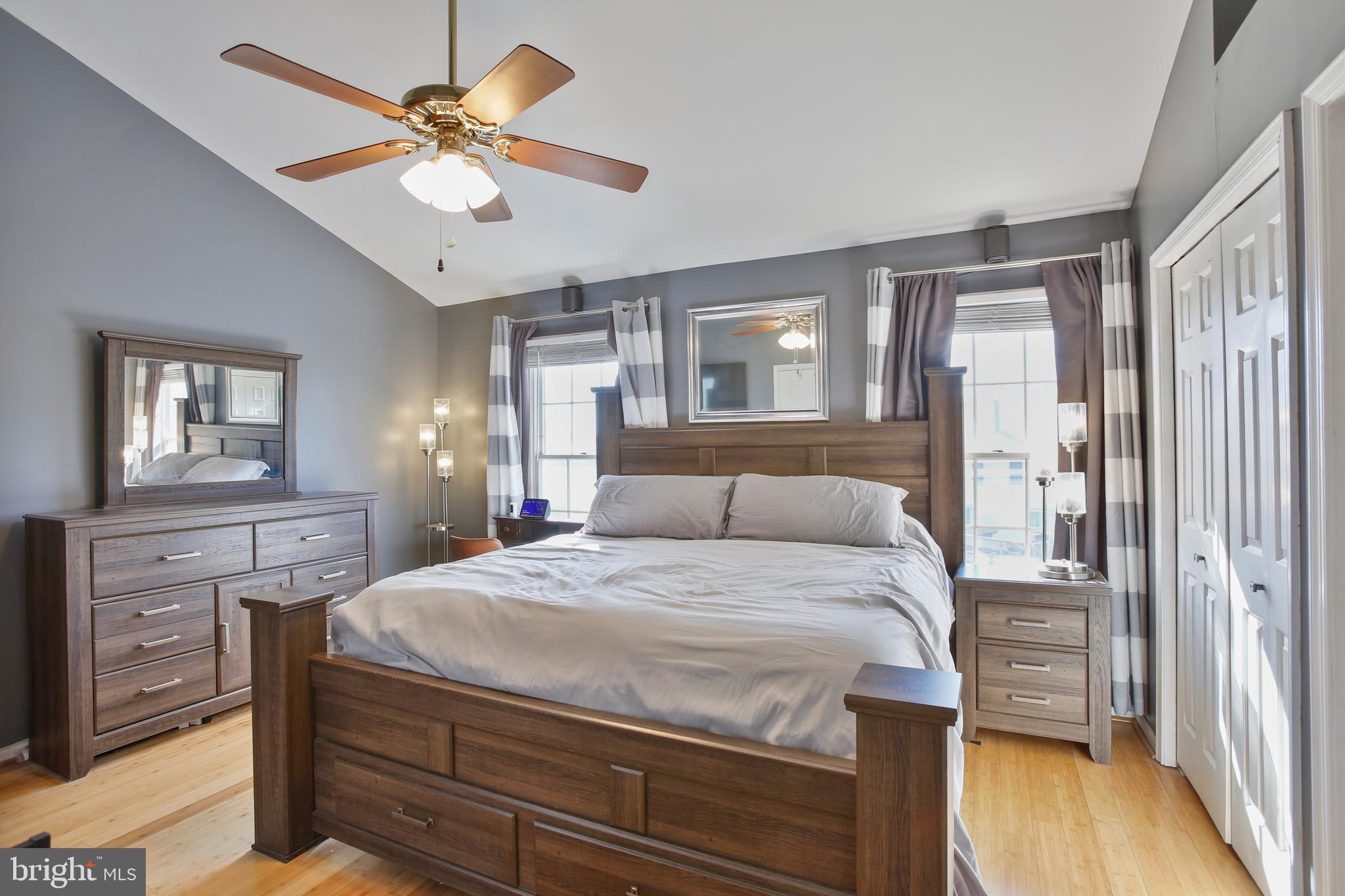 ASHBURN VILLAGE - Residential