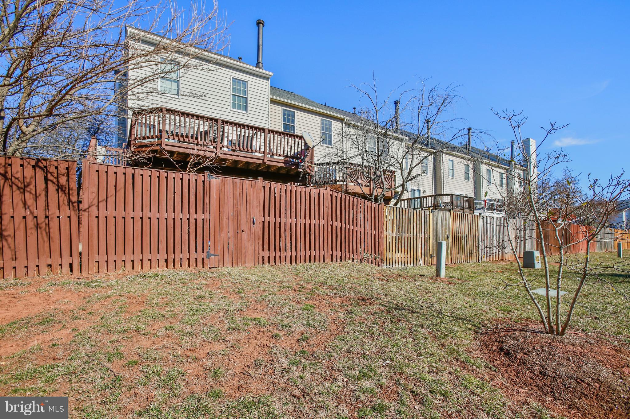 ASHBURN VILLAGE - Residential