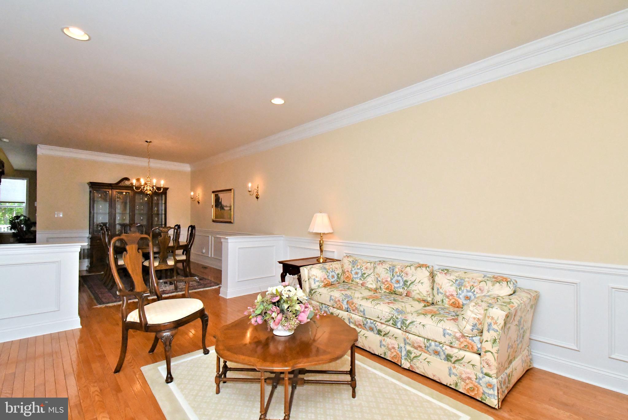 94 LONGVIEW LANE