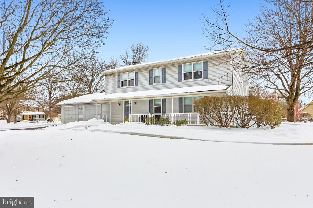 Photo of 3901 Post Drive, BETHLEHEM, PA 18017 (MLS # PANH2009302)