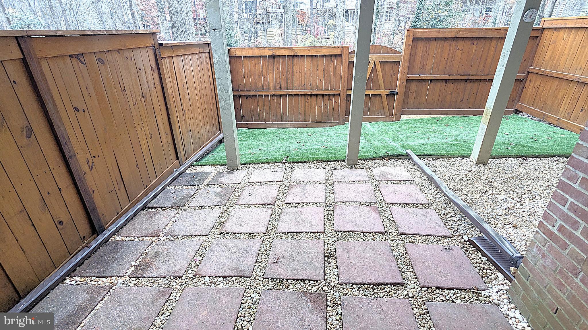 RESTON - Residential Lease