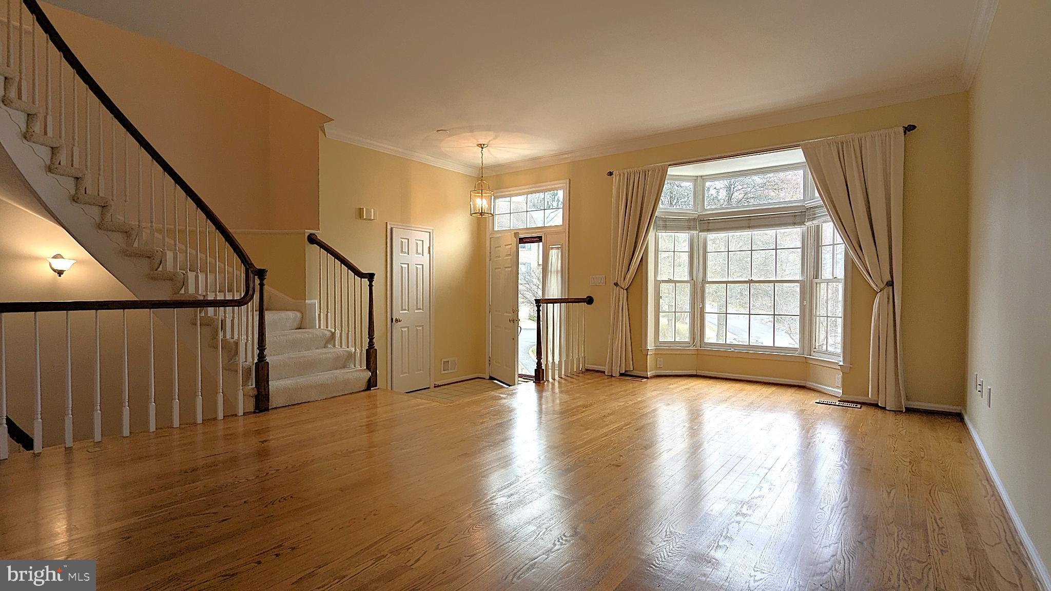 1379 HERITAGE OAK WAY