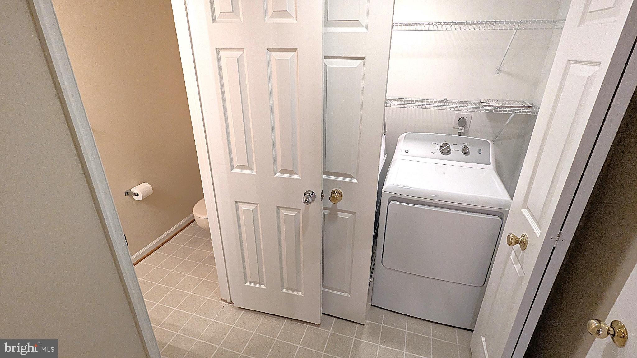 RESTON - Residential Lease