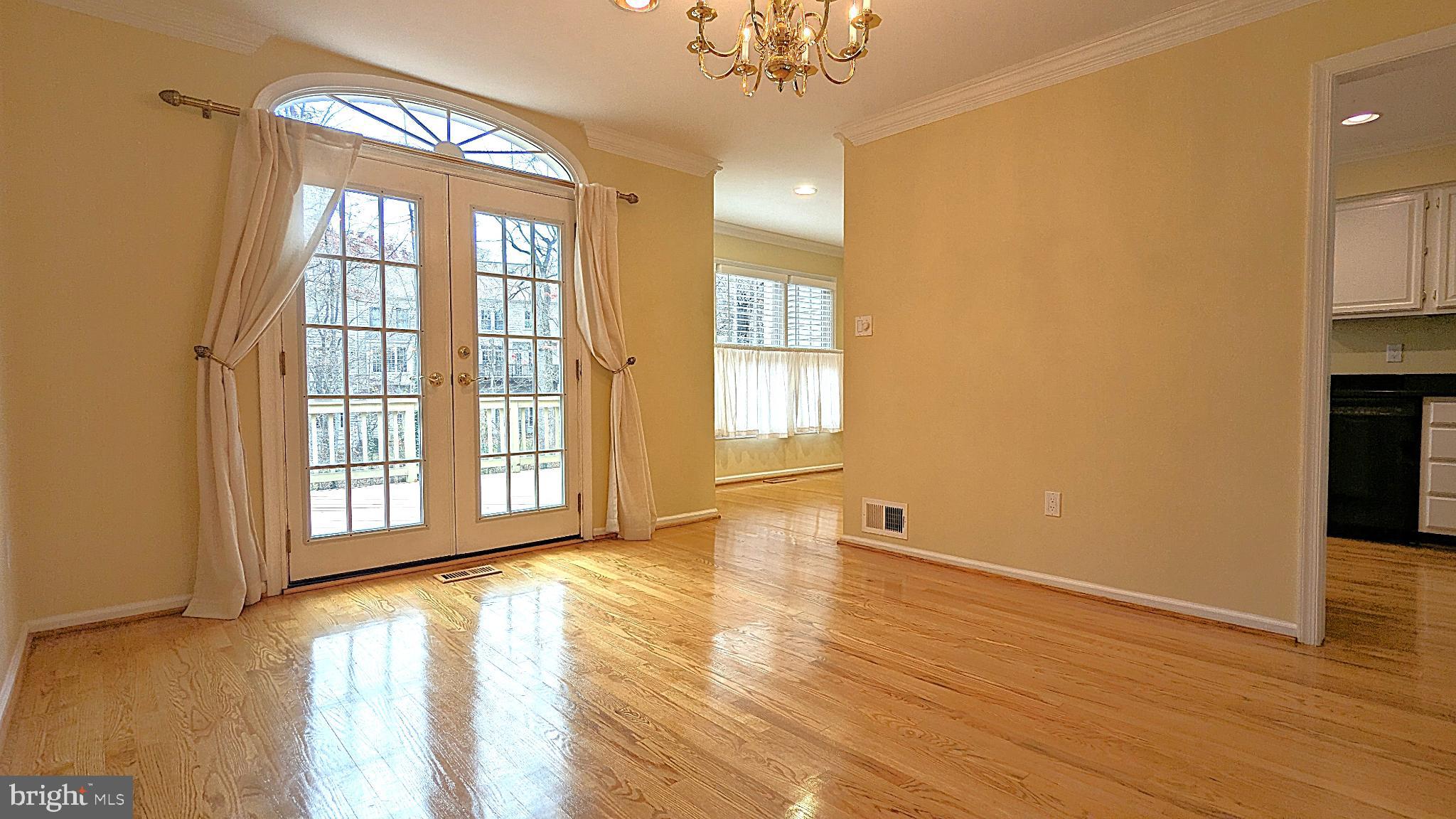 RESTON - Residential Lease