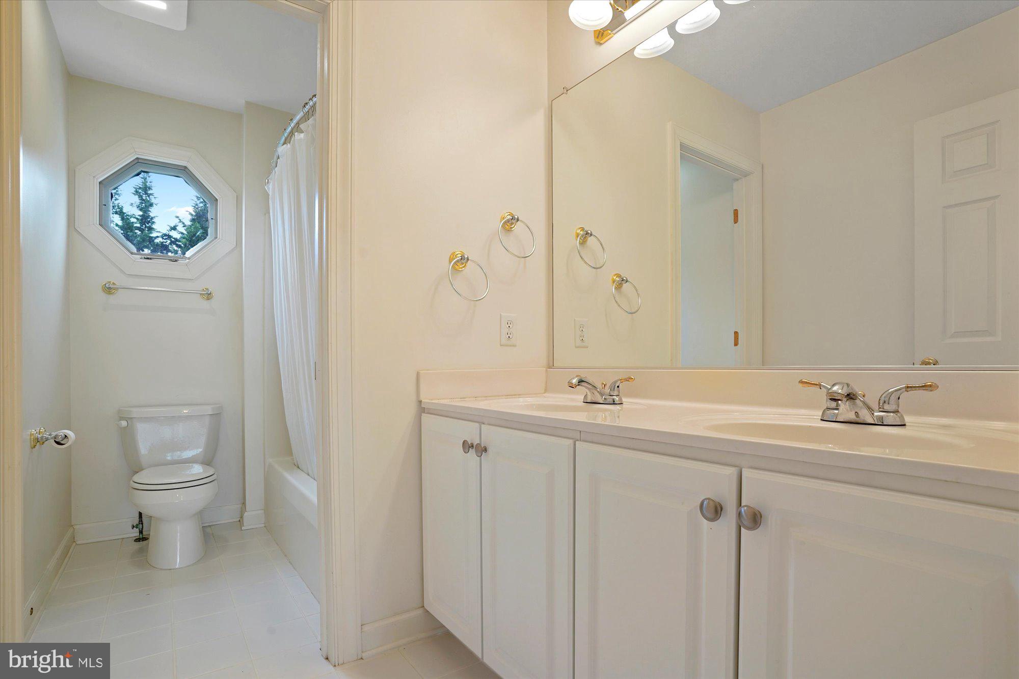 FOX CHASE - Residential Lease