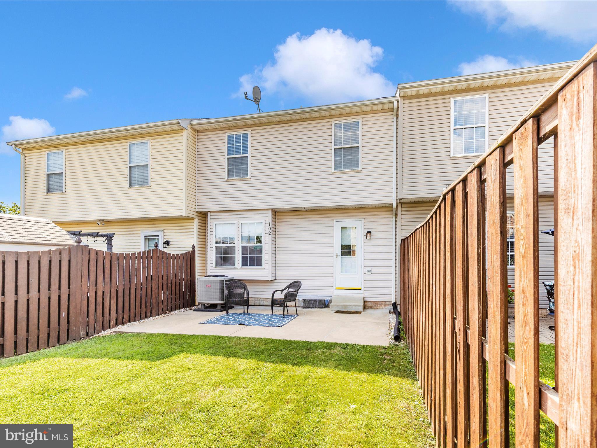 102 STULL COURT