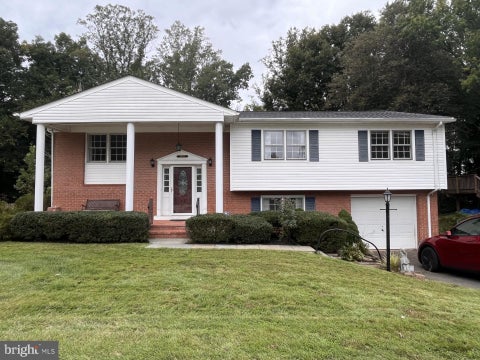 Photo of 13532 Delaney Road, WOODBRIDGE, VA 22193 (MLS # VAPW2131426)