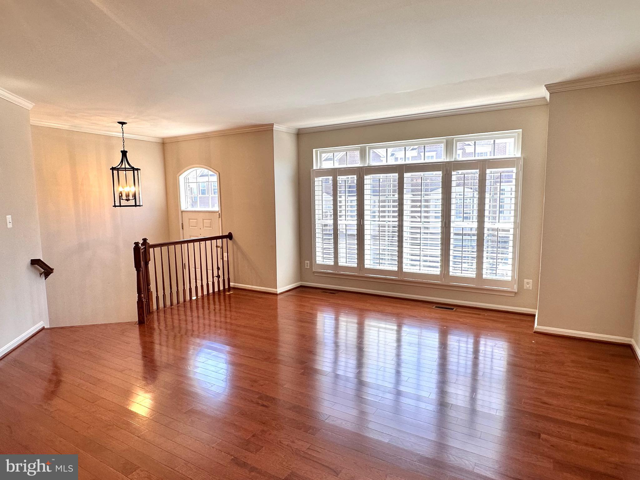 GOVERNORS GROVE - Residential