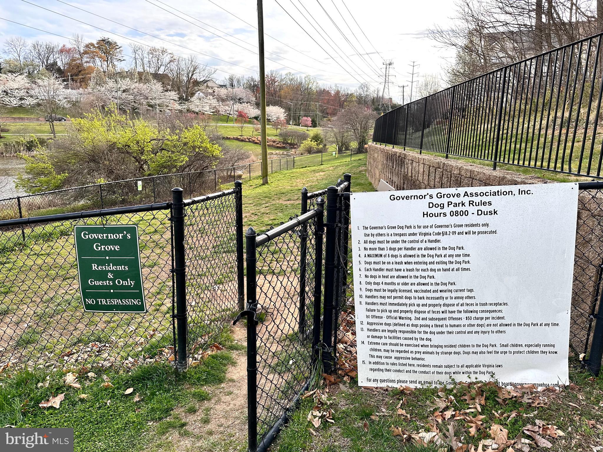 GOVERNORS GROVE - Residential