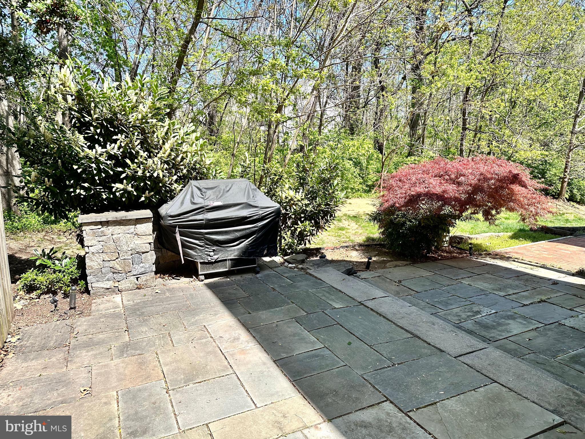 GOVERNORS GROVE - Residential