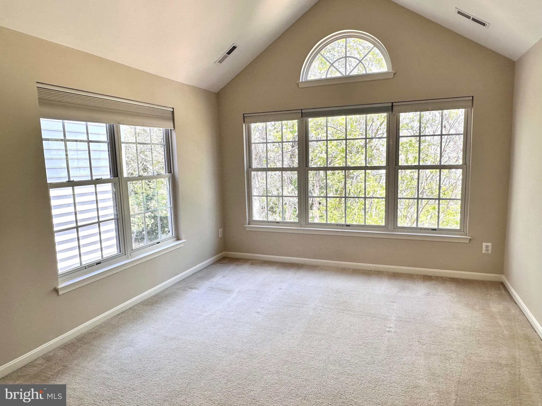 GOVERNORS GROVE - Residential