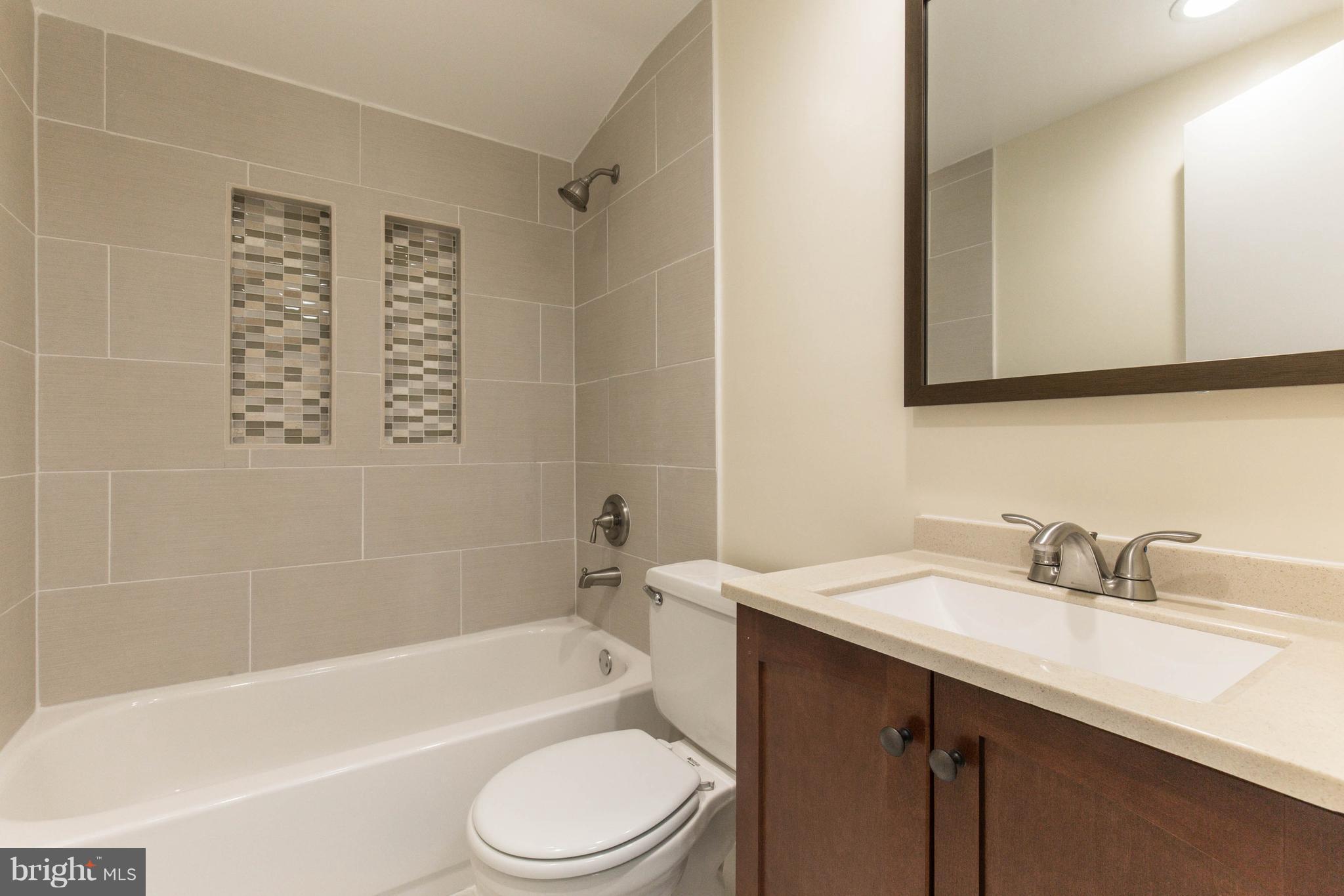 DALE CITY - Residential