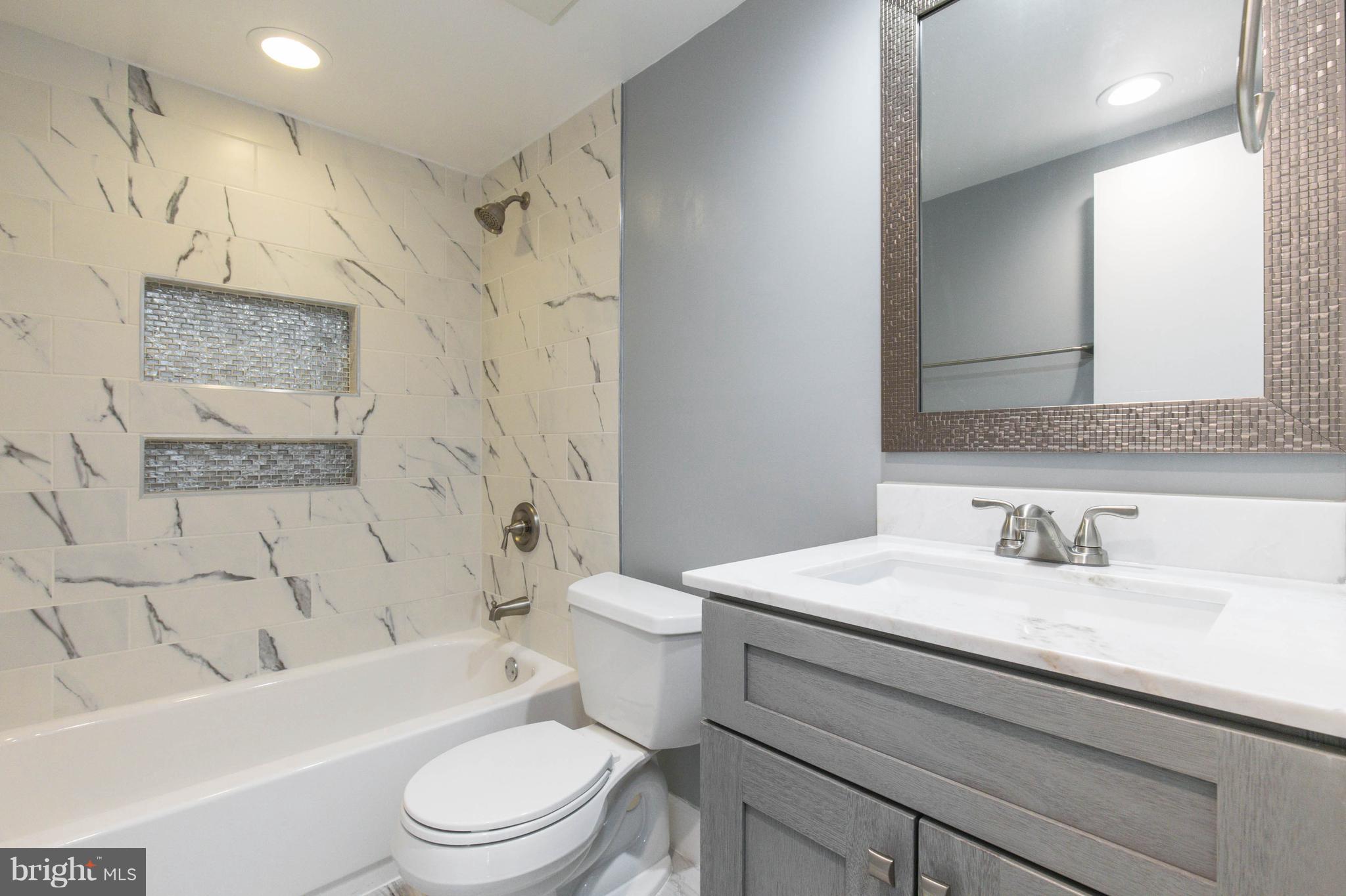 DALE CITY - Residential