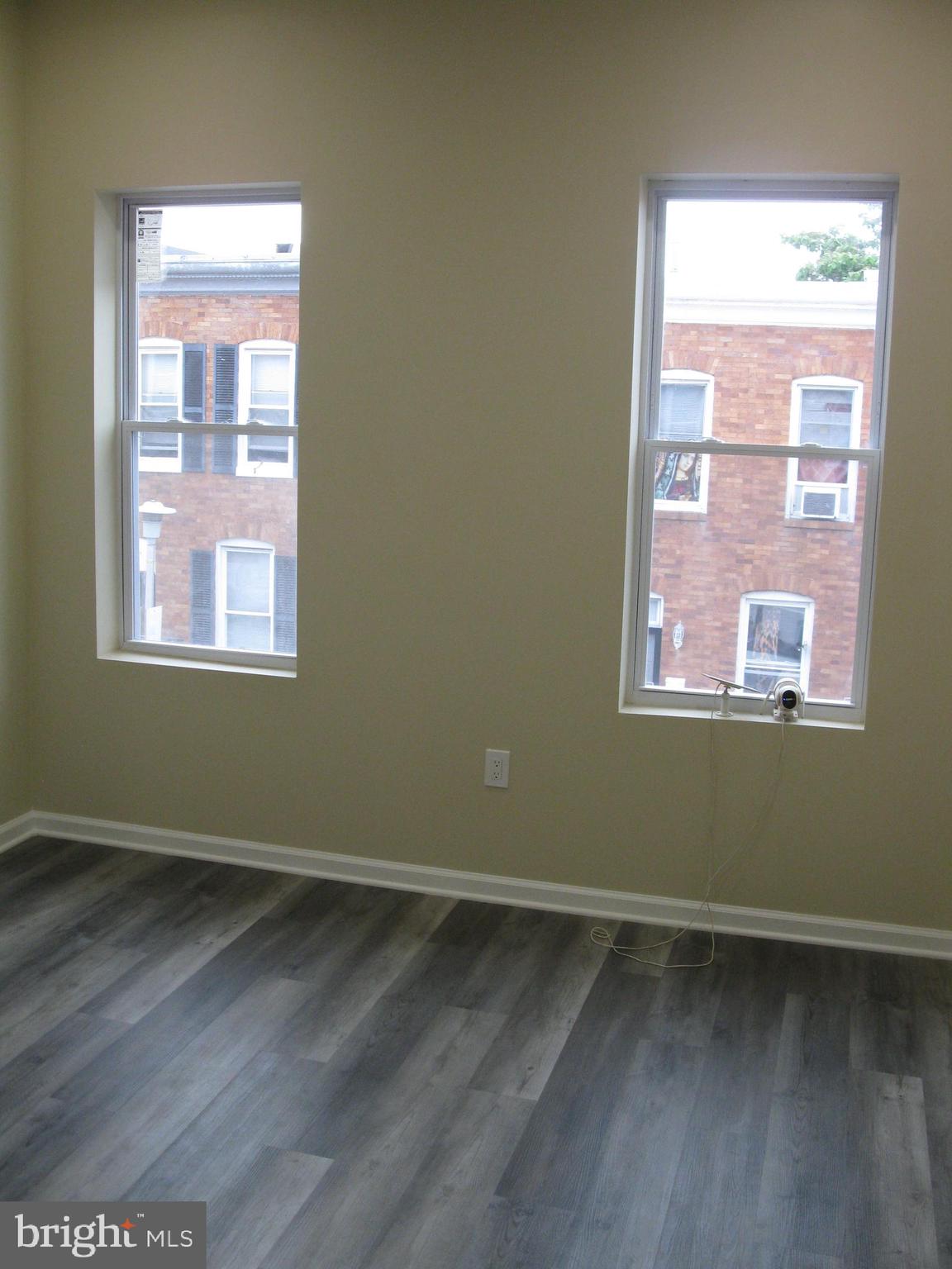MADISON EASTEND - Residential Lease