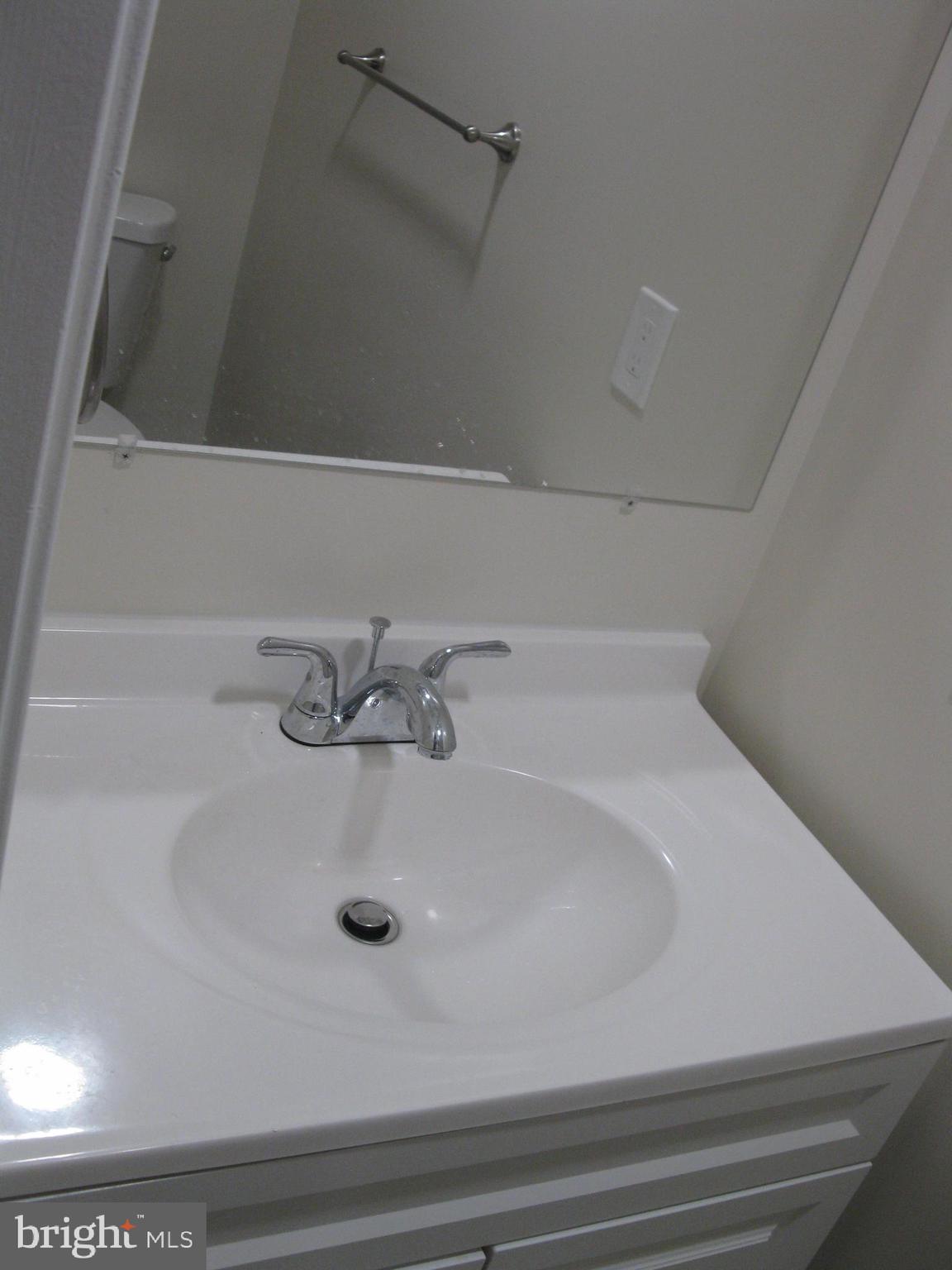 MADISON EASTEND - Residential Lease